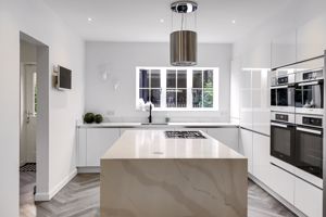 Photo 15- click for photo gallery